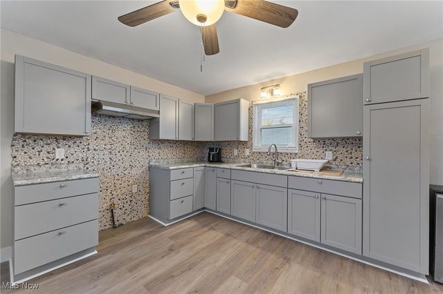 103 Gladstone Street, Campbell, OH 44405