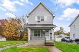 103 Gladstone Street, Campbell, OH 44405