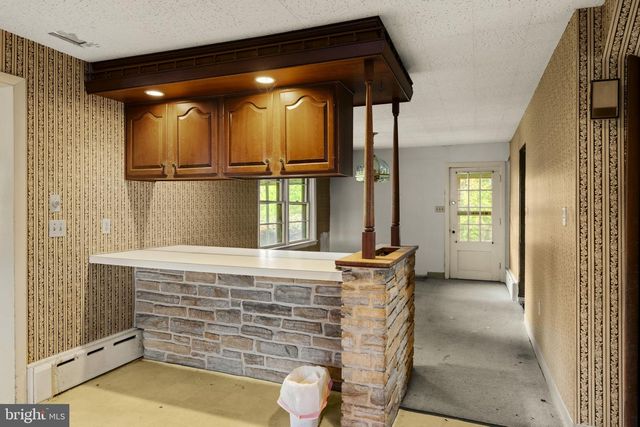 1290 READING RD, Mohnton, PA 19540
