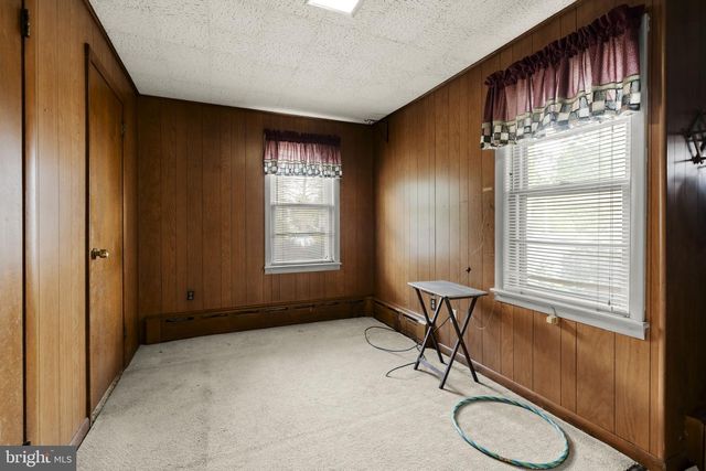 1290 READING RD, Mohnton, PA 19540