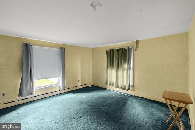 1290 READING RD, Mohnton, PA 19540