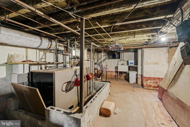 1290 READING RD, Mohnton, PA 19540