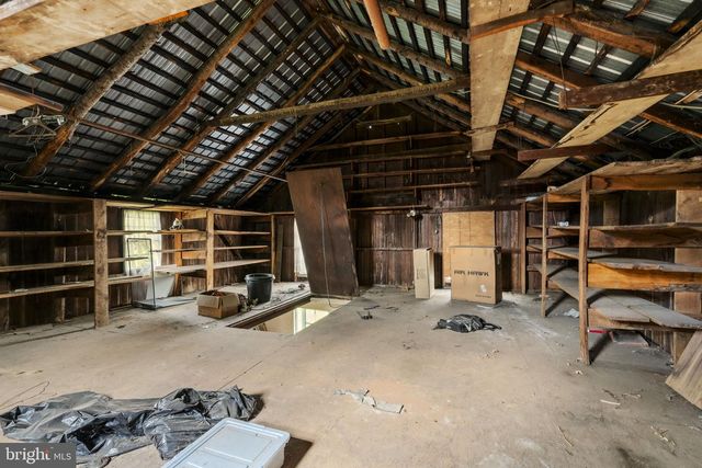 1290 READING RD, Mohnton, PA 19540