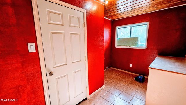 1080 W Apache Lane, Pinetop-lakeside, AZ 85929