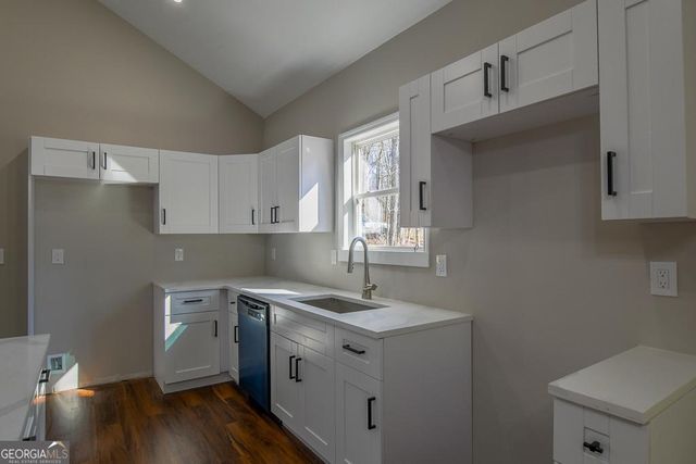 1020 RIVERBEND, Commerce, GA 30530