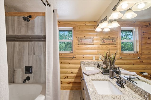 175 Private Road 3708, Paradise, TX 76073