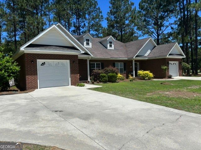 1124 B Southbend, Statesboro, GA 30458