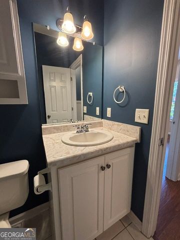 1124 B Southbend, Statesboro, GA 30458