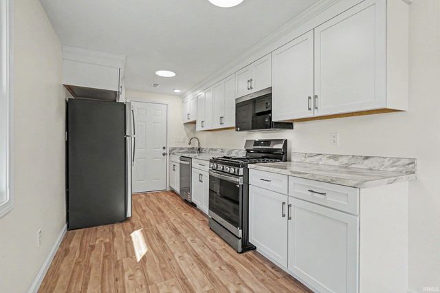 528 Imus Drive, Mishawaka, IN 46545