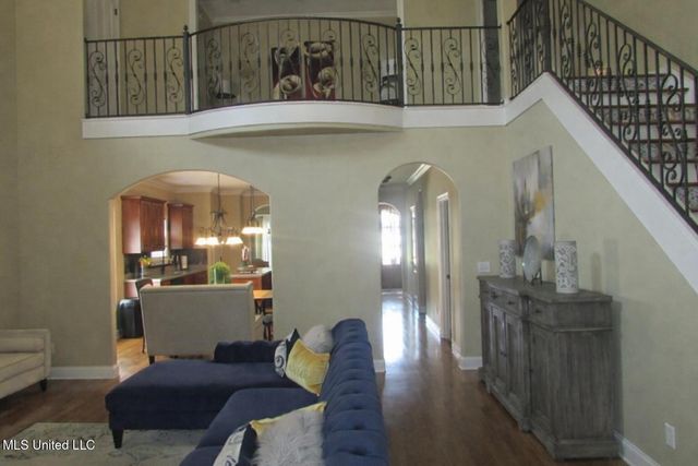 9077 Rue Orleans Lane, Olive Branch, MS 38654