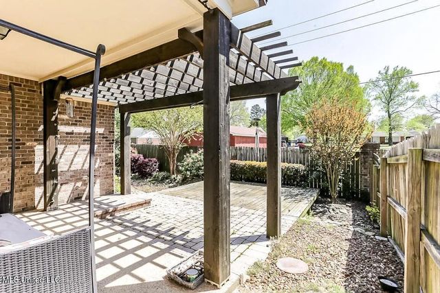 9077 Rue Orleans Lane, Olive Branch, MS 38654