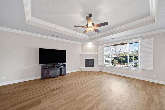 3375 Karuk Avenue, Redding, CA 96003