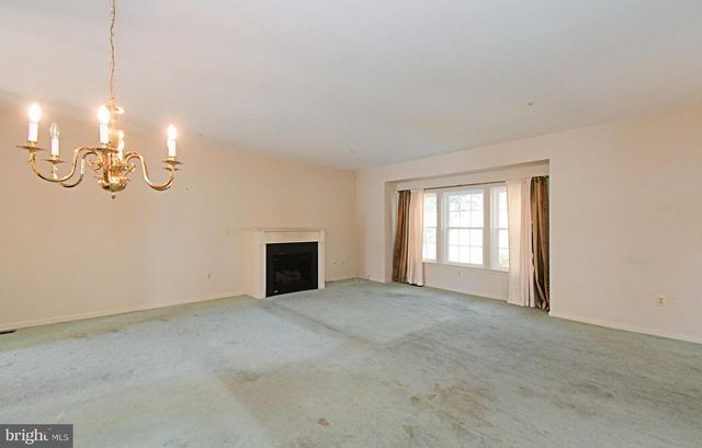 37 STUART DR, Norristown, PA 19401