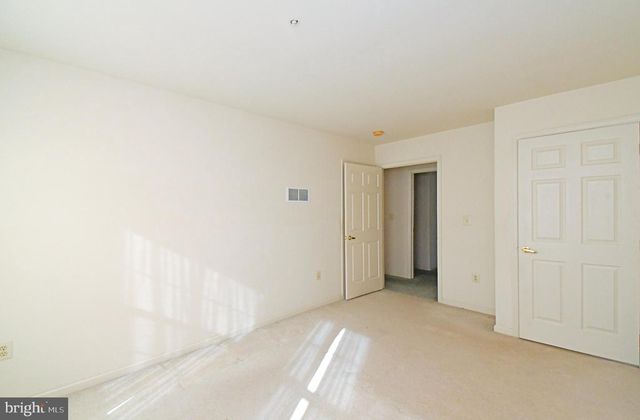 37 STUART DR, Norristown, PA 19401