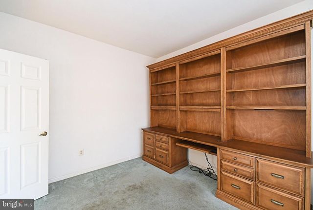 37 STUART DR, Norristown, PA 19401