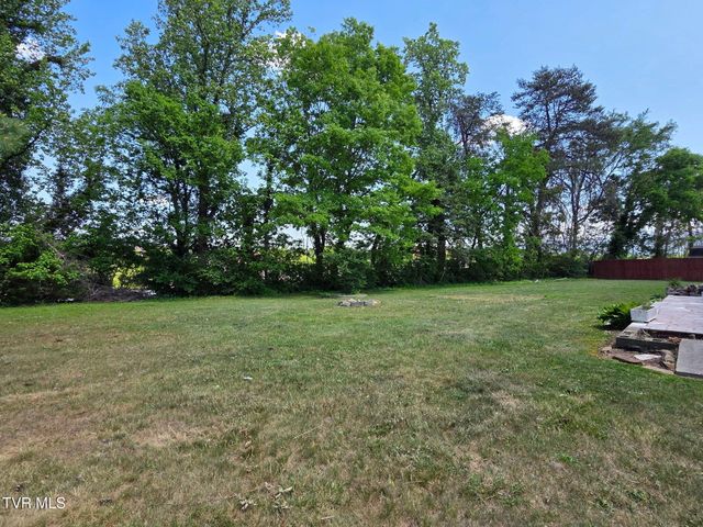 408 Circle Heights Drive, Greeneville, TN 37745