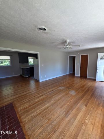 408 Circle Heights Drive, Greeneville, TN 37745