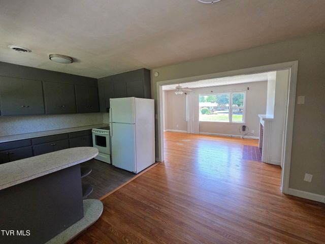 408 Circle Heights Drive, Greeneville, TN 37745