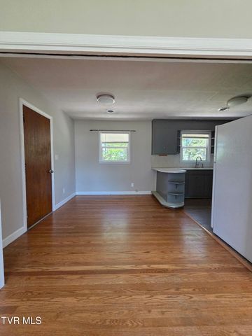 408 Circle Heights Drive, Greeneville, TN 37745