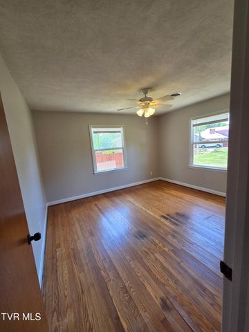 408 Circle Heights Drive, Greeneville, TN 37745