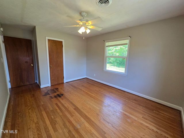 408 Circle Heights Drive, Greeneville, TN 37745