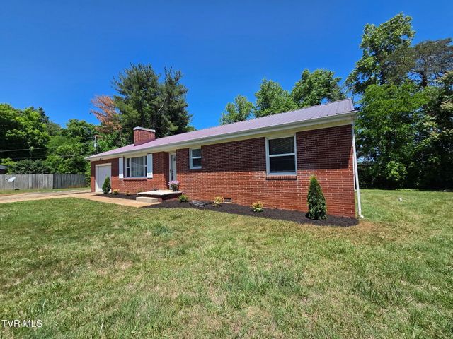 408 Circle Heights Drive, Greeneville, TN 37745