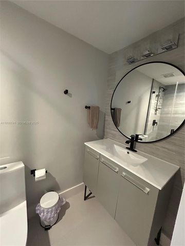 7180 SW 11th St, Pembroke Pines, FL 33023