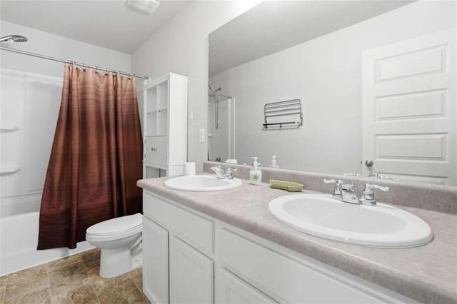 5760 Barrington Run, Union City, GA 30291