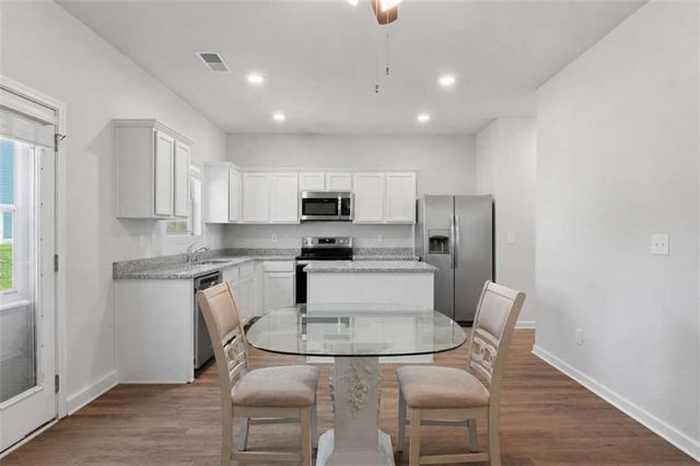 5760 Barrington Run, Union City, GA 30291
