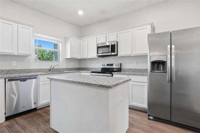 5760 Barrington Run, Union City, GA 30291