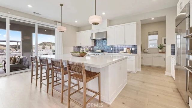 24320 Corte Cambur, Valencia, CA 91354