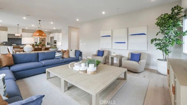 24320 Corte Cambur, Valencia, CA 91354