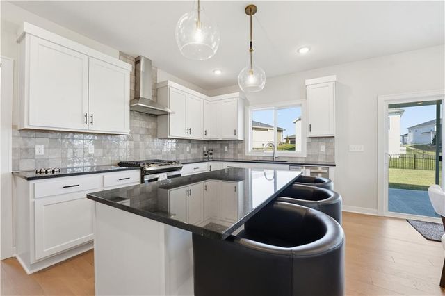 13424 W 178th Street, Overland Park, KS 66013