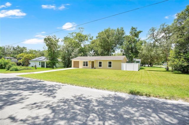 1345 GRAND AVENUE, Orange City, FL 32763