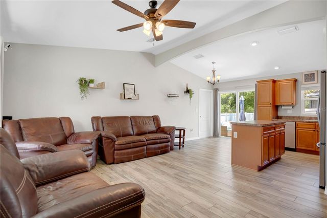 1345 GRAND AVENUE, Orange City, FL 32763