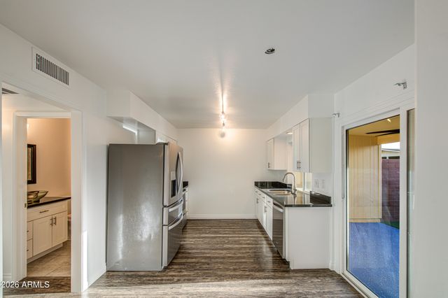10921 W SANTA FE Drive, Sun City, AZ 85351
