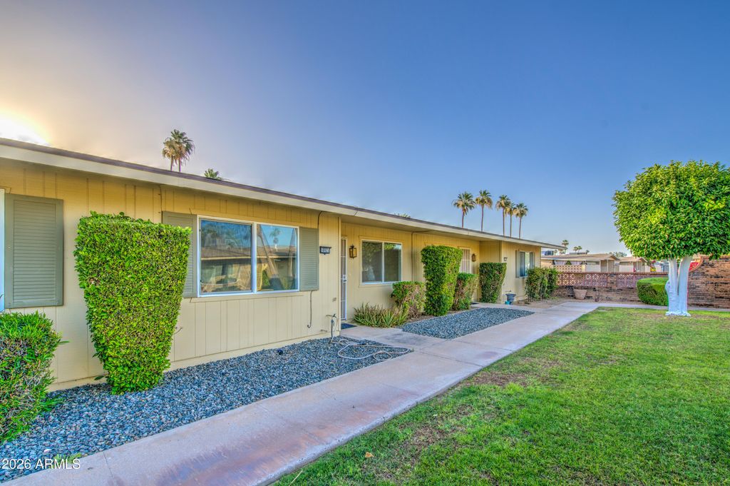 10921 W SANTA FE Drive, Sun City, AZ 85351