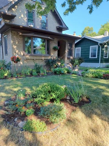 2908 44th Avenue S, Minneapolis, MN 55406
