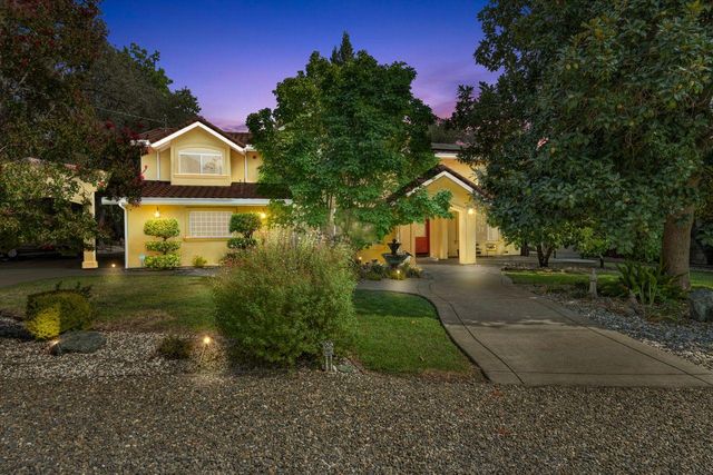 8307 Oak Knoll Dr, Granite Bay, CA 95746