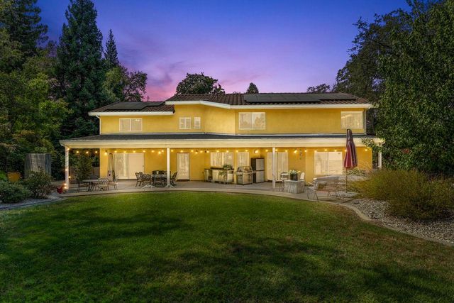 8307 Oak Knoll Dr, Granite Bay, CA 95746