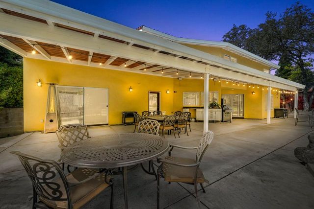 8307 Oak Knoll Dr, Granite Bay, CA 95746