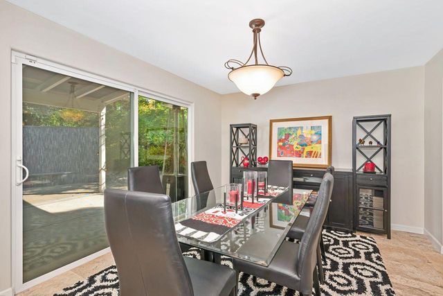 8307 Oak Knoll Dr, Granite Bay, CA 95746