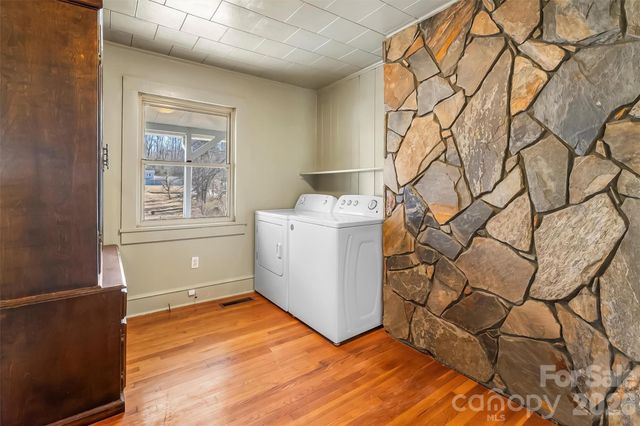 2977 US Highway 70 None W, Marion, NC 28752