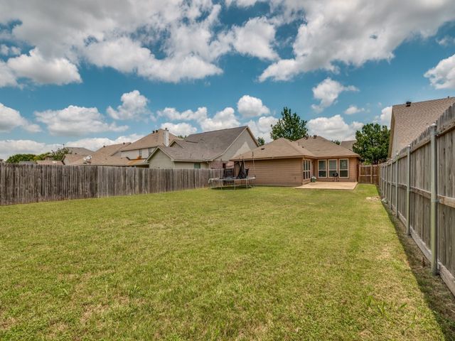 1655 Wildflower Drive, Waxahachie, TX 75165