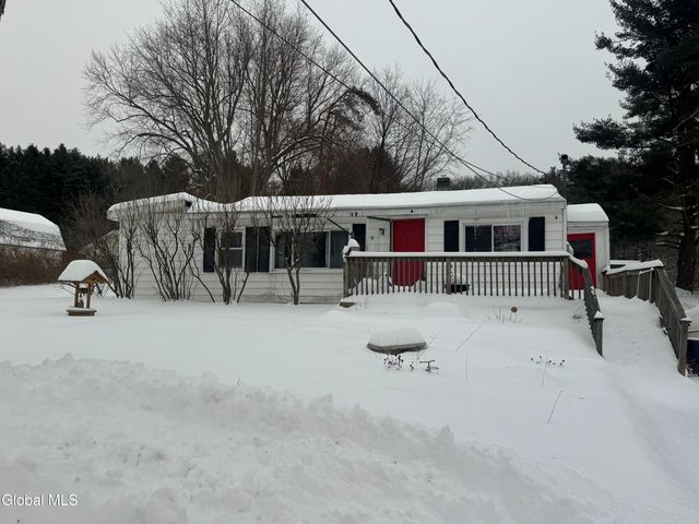 2438 Brookview Road, Schodack, NY 12033