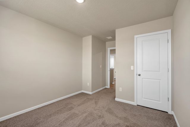 9210 E Hurst St, Wichita, KS 67210