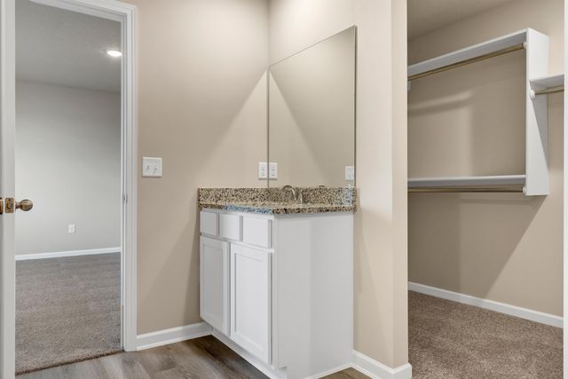 9210 E Hurst St, Wichita, KS 67210