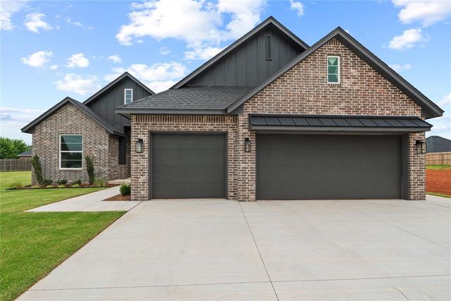 11721 NW 105th Street, Yukon, OK 73099