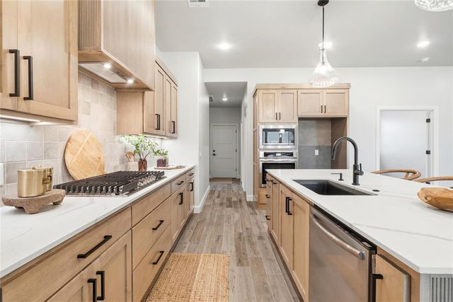 11721 NW 105th Street, Yukon, OK 73099