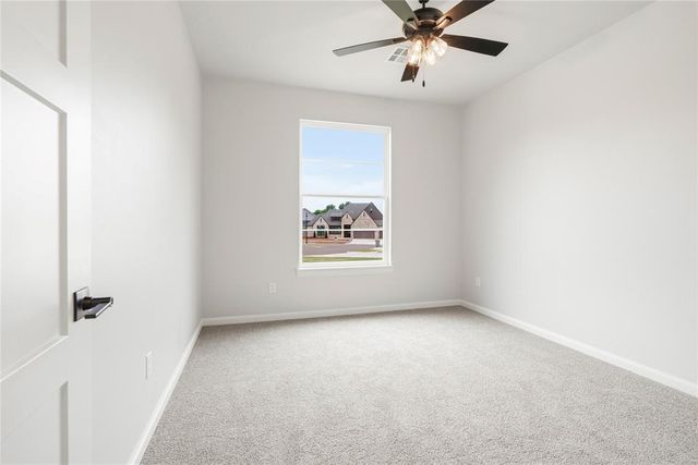 11721 NW 105th Street, Yukon, OK 73099